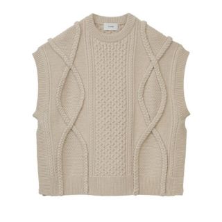 ステュディオス(STUDIOUS)の10/20までの出品　CLANE 3D CABLE SLIT KNIT VEST(ベスト/ジレ)