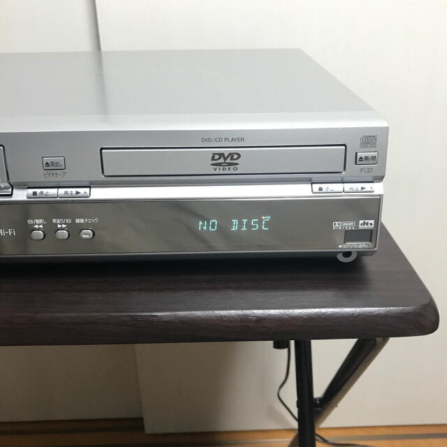 Panasonic(パナソニック)のPanasonic ビデオデッキ NV-VHD1 / VHS DVD 一体型 スマホ/家電/カメラのテレビ/映像機器(その他)の商品写真
