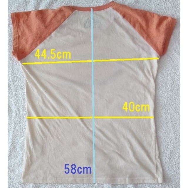 UNIQLO(ユニクロ)のTシャツ　ラグラン　アイボリー＋オレンジ　ユニクロ　薄手 メンズのトップス(Tシャツ/カットソー(半袖/袖なし))の商品写真