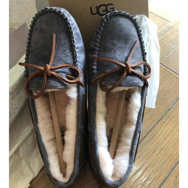 【超希少美品】UGG アグ ローファー モカシン 22cm 黒 ブラック i4