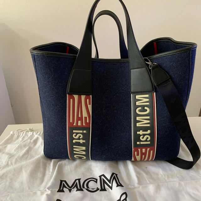 MCM(エムシーエム)のMCMトートバッグ レディースのバッグ(トートバッグ)の商品写真