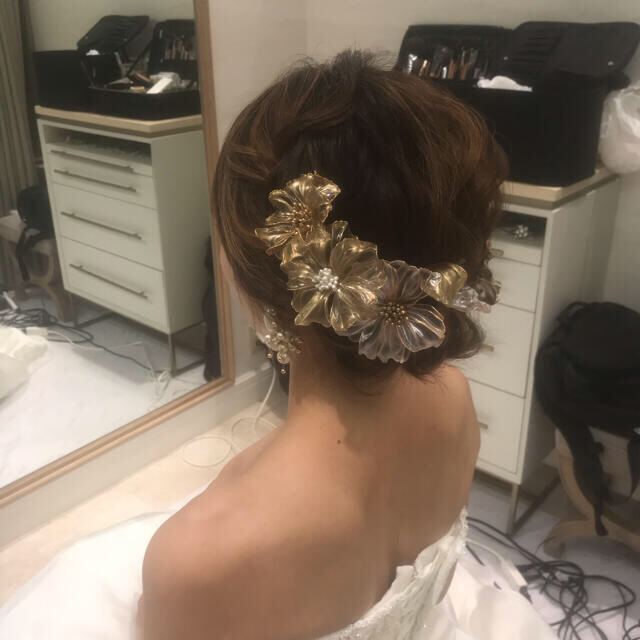 alambre ヘアアクセサリー　ゴールド花びら