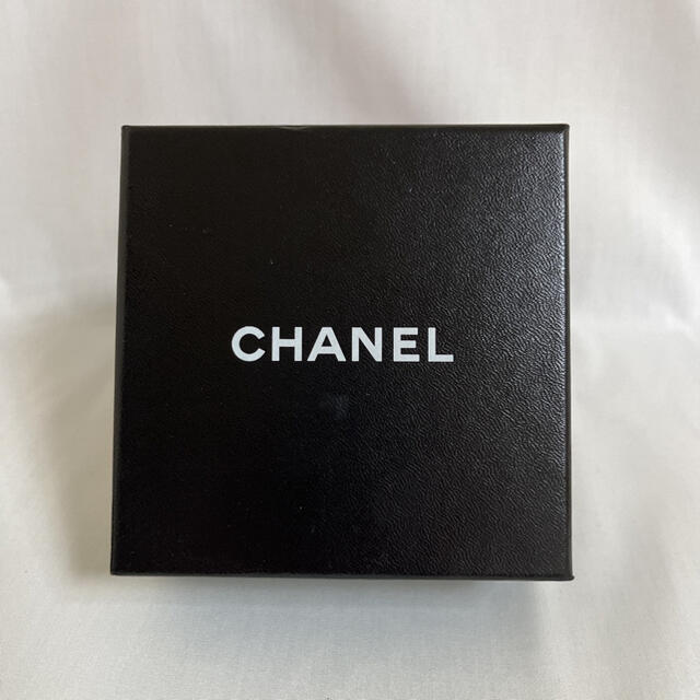 CHANEL(シャネル)のCHANEL カメリア ブローチ コサージュ レディースのアクセサリー(ブローチ/コサージュ)の商品写真