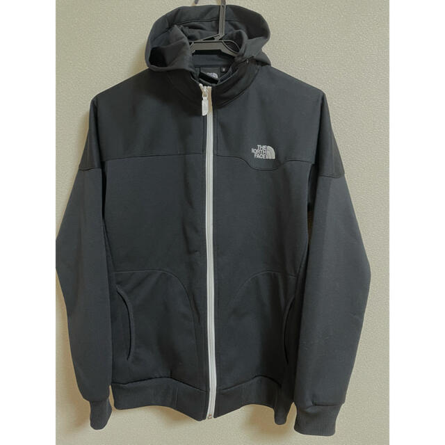 THE NORTH FACE(ザノースフェイス)のノースフェイス　黒　パーカー　上着　アウター　アウトドア　スキー　スノボ メンズのトップス(パーカー)の商品写真