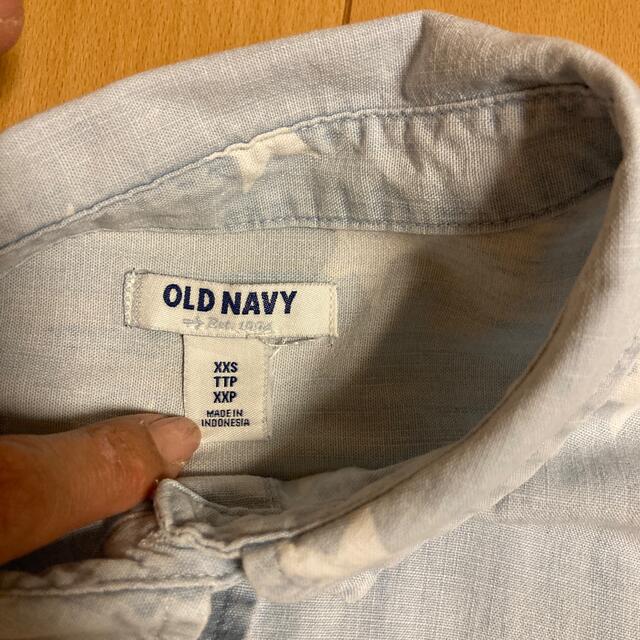 Old Navy(オールドネイビー)のオールドネイビー　星　長袖　薄水色シャツ レディースのトップス(シャツ/ブラウス(長袖/七分))の商品写真