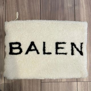 バレンシアガ(Balenciaga)のバレンシアガ　クラッチ(クラッチバッグ)