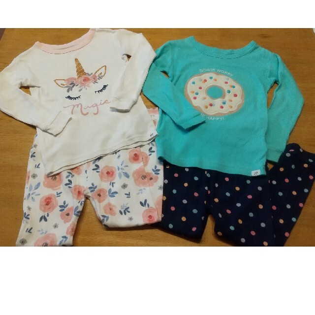 babyGAP(ベビーギャップ)のベビーギャップ babyGAP 長パジャマ 2セット 3years 95~100 キッズ/ベビー/マタニティのキッズ服女の子用(90cm~)(パジャマ)の商品写真