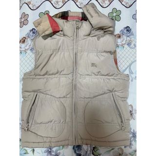 バーバリー(BURBERRY)の美品 バーバリーBURBERRY ダウンベスト　kids B26273(ジャケット/上着)