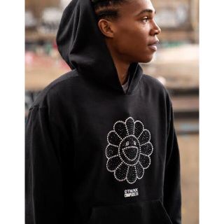 【限定品】 Complexcon × スワロスキー パーカー