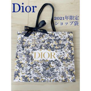 ディオール(Dior)の【新品未使用】ディオール  限定 ショッパー クリスマス　紙袋 ラッピングギフト(その他)