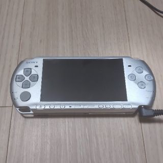 プレイステーションポータブル(PlayStation Portable)のPSP-3000 シルバー 難あり(携帯用ゲーム機本体)