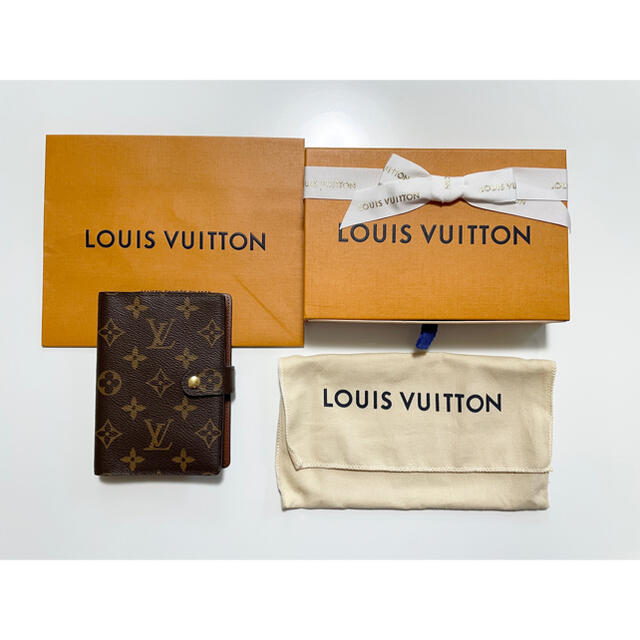 クレジットカード用ポケット3つ新品未使用 louis vuitton アジェンダ　手帳