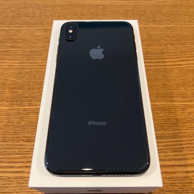 Apple(アップル)のiPhone Xs Max 256GB スペースグレー スマホ/家電/カメラのスマートフォン/携帯電話(スマートフォン本体)の商品写真