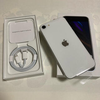 アップル(Apple)のiPhone SE2 第2世代　ホワイト(スマートフォン本体)