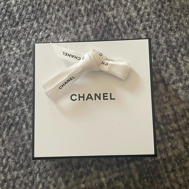 CHANEL(シャネル)のCHANEL ルージュ　アリュール138 フーグゥーズ コスメ/美容のベースメイク/化粧品(口紅)の商品写真