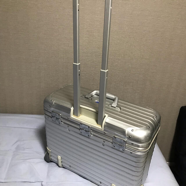 RIMOWA  リモワ　パイロットトローリー　機内持ち込み可能