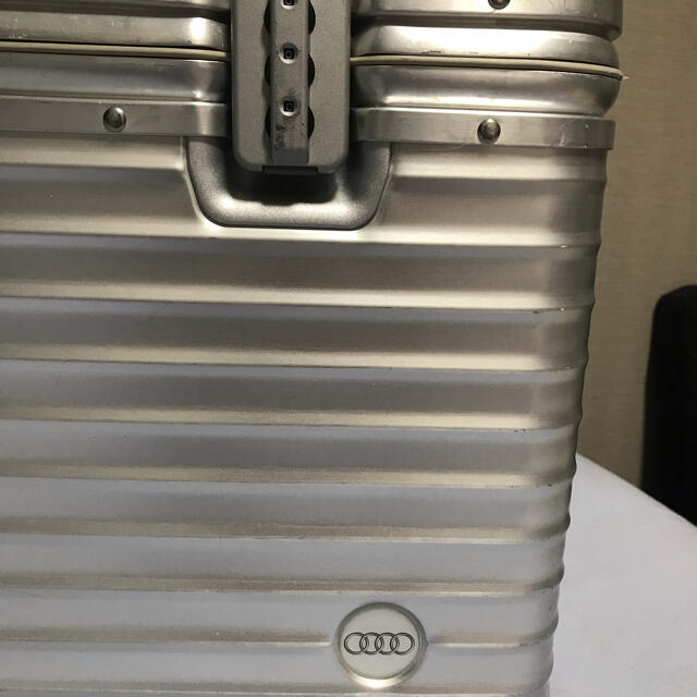 RIMOWA - リモア パイロットトローリーAudiコラボモデルの通販 RIMOWA - リモア パイロットトローリーAudiコラボモデルの通販