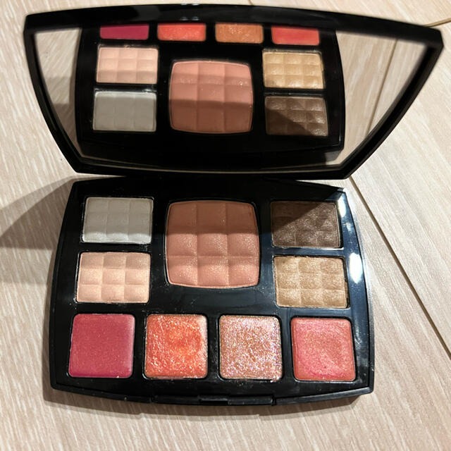 CHANEL シャネル トラベル メイクアップパレット シャドー リップ CHANEL シャネル トラベル メイクアップパレット シャドー リップ