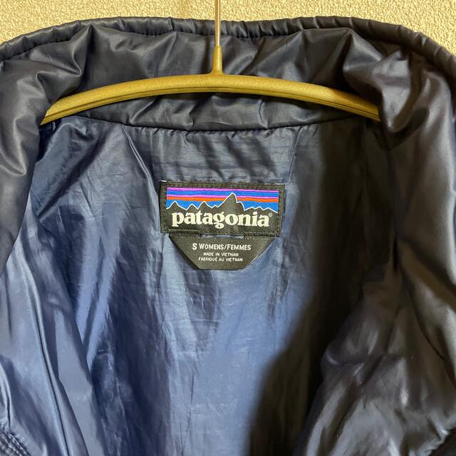 patagonia(パタゴニア)のパタゴニア  ナノパフベスト レディース Sサイズ ネイビー レディースのジャケット/アウター(ダウンベスト)の商品写真