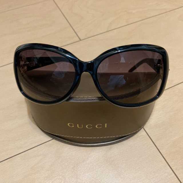 Gucci(グッチ)のGUCCI サングラス レディースのファッション小物(サングラス/メガネ)の商品写真