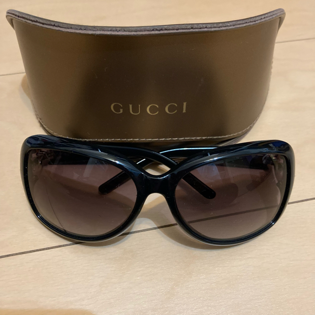 Gucci(グッチ)のGUCCI サングラス レディースのファッション小物(サングラス/メガネ)の商品写真