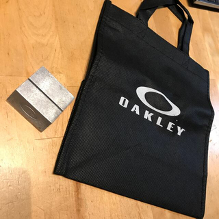 オークリー(Oakley)のgaiao様専用⭐︎オークリー ペーパースタンド&ショップ袋　プラスおまけ付き。(その他)