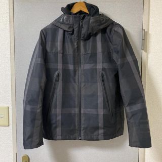 BLACK LABEL CRESTBRIDGE(マウンテンパーカー)のフリマ BLACK LABEL CRESTBRIDGE(マウンテンパーカー)のフリマ