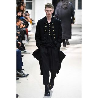 ヨウジヤマモト(Yohji Yamamoto)の【美品/レア】ヨウジヤマモトプールオム 19AW ウールギャバ ナポレオンコート(トレンチコート)