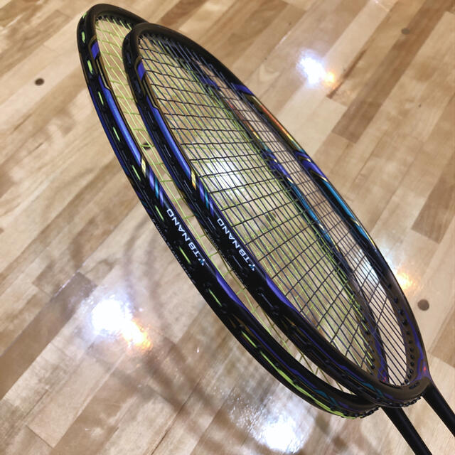 新品 ヨネックス エアロセンサ700 10本 4番 バドミントン 新品 ヨネックス エアロセンサ700 10本 4番 バドミントン