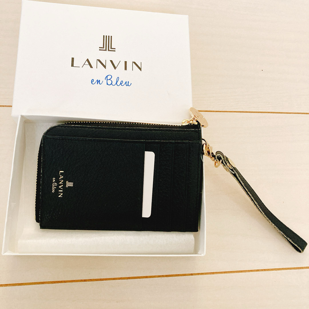 LANVIN en Bleu(ランバンオンブルー)のLANVIN フラグメントケース レディースのファッション小物(財布)の商品写真