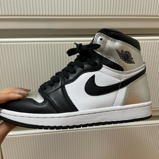 NIKE(ナイキ)のairjordan1 silver toe 24.0㎝ レディースの靴/シューズ(スニーカー)の商品写真