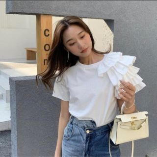 ザラ(ZARA)の白Tシャツ(Tシャツ(半袖/袖なし))