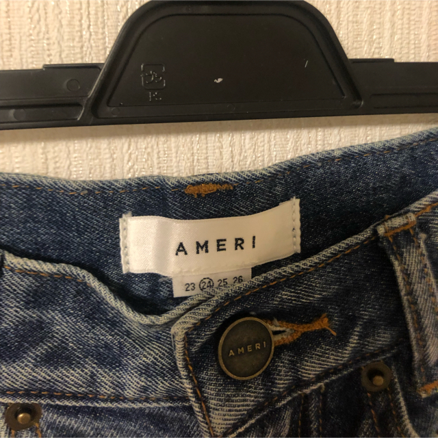 Ameri VINTAGE(アメリヴィンテージ)のジップ　デニム　24インチ レディースのパンツ(デニム/ジーンズ)の商品写真