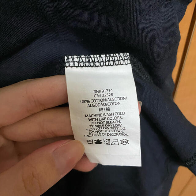 ARMANI EXCHANGE(アルマーニエクスチェンジ)のARMANI EXCHANGE Tシャツ アルマーニ Mサイズ レディース レディースのトップス(Tシャツ(半袖/袖なし))の商品写真