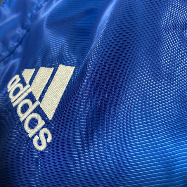 adidas(アディダス)のアディダス　ベンチコート　130センチ キッズ/ベビー/マタニティのキッズ服男の子用(90cm~)(コート)の商品写真