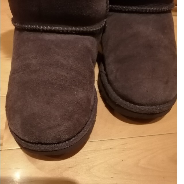 UGG(アグ)のkelly9806様専用　UGG キッズ　ムートンブーツ　19cm キッズ/ベビー/マタニティのキッズ靴/シューズ(15cm~)(ブーツ)の商品写真