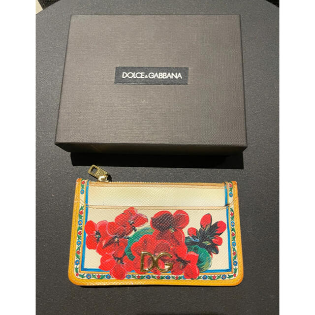 DOLCE&GABBANA(ドルチェアンドガッバーナ)のドルチェ&ガッバーナ　カードケース　ミニ財布 レディースのファッション小物(名刺入れ/定期入れ)の商品写真