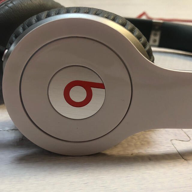 Beats by Dr Dre(ビーツバイドクタードレ)のbeats by dr.dre ヘッドホン　 スマホ/家電/カメラのオーディオ機器(ヘッドフォン/イヤフォン)の商品写真