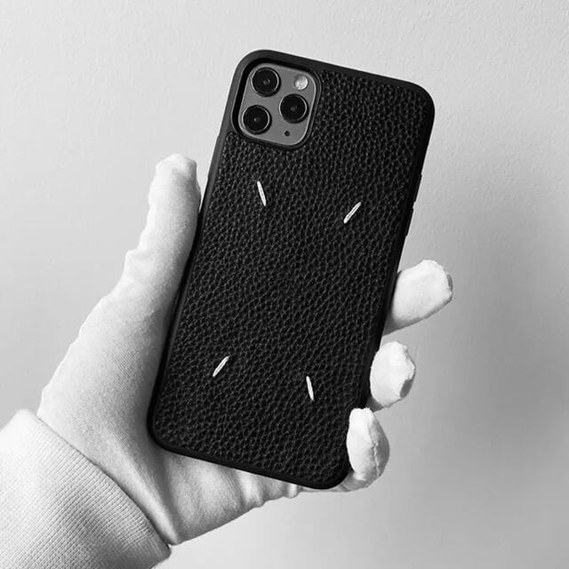 【新品未開封】iPhone 7/8/SEケース ブラック レザー 刺繍 スマホ/家電/カメラのスマホアクセサリー(iPhoneケース)の商品写真