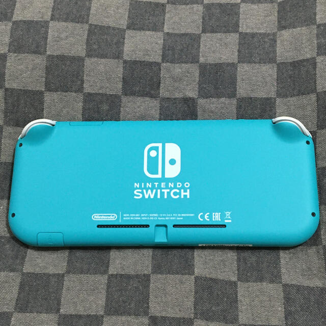 Nintendo Switch(ニンテンドースイッチ)の任天堂スイッチ Nintendo Switch light ターコイズ　本体のみ エンタメ/ホビーのゲームソフト/ゲーム機本体(携帯用ゲーム機本体)の商品写真