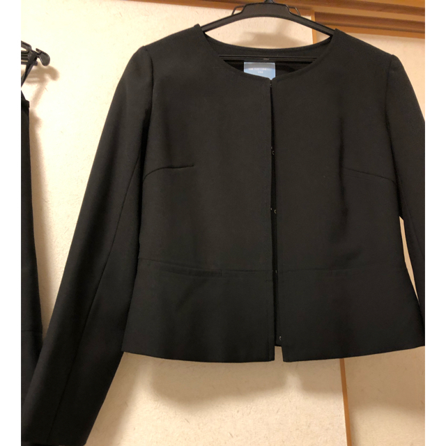 THE SUIT COMPANY(スーツカンパニー)のスーツカンパニー　ノーカラースカートスーツ　４０ レディースのフォーマル/ドレス(スーツ)の商品写真