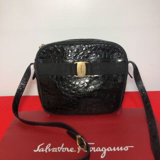 サルヴァトーレフェラガモ(Salvatore Ferragamo)の【極美品】☆サルバトーレフェラガモ  Vintage クロコ　ショルダー　ヴェラ(ショルダーバッグ)