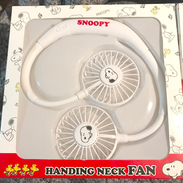SNOOPY(スヌーピー)のスヌーピー ヘッドフォン型 ファン スマホ/家電/カメラの冷暖房/空調(扇風機)の商品写真