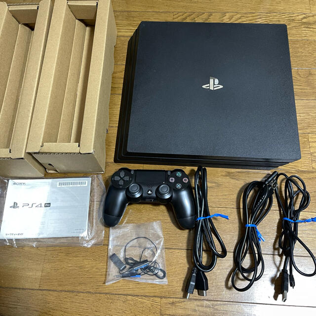 PlayStation4pro 1TB CUH-7200B Ｂ01