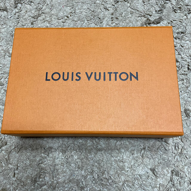 LOUIS VUITTON(ルイヴィトン)のルイヴィトン　NBA ソフトトランク メンズのバッグ(ショルダーバッグ)の商品写真