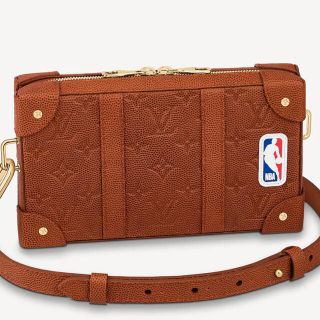 LOUIS VUITTON ルイヴィトン　NBA×LVソフトトランク美品