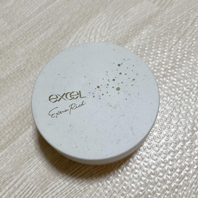エクセル エクストラリッチパウダー01 フェイスパウダー コスメ/美容のベースメイク/化粧品(フェイスパウダー)の商品写真
