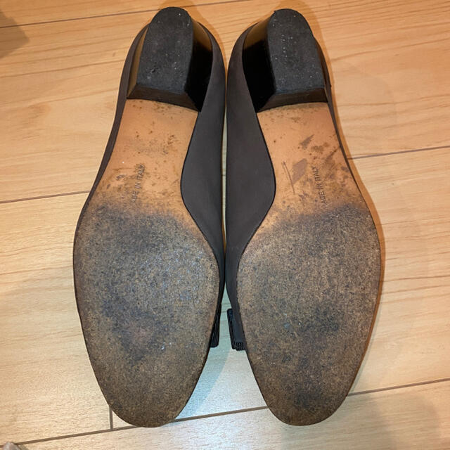 Salvatore Ferragamo(サルヴァトーレフェラガモ)のSalvatore Ferragamo ヴァラ パンプス ５1/2 C レディースの靴/シューズ(ハイヒール/パンプス)の商品写真