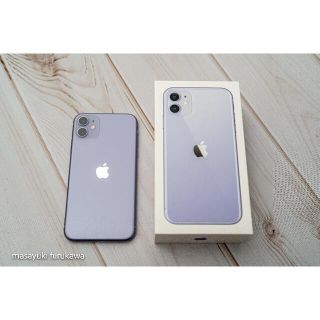 アップル(Apple)のApple iPhone１１　パープル　６４GB(スマートフォン本体)