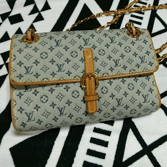 LOUIS VUITTON(ルイヴィトン)のルイヴィトン デニム ｶﾐｰﾕ ショルダー レディースのバッグ(ショルダーバッグ)の商品写真